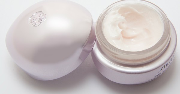 Jessica's answer to Does Elocon cream lighten the skin? - Quora