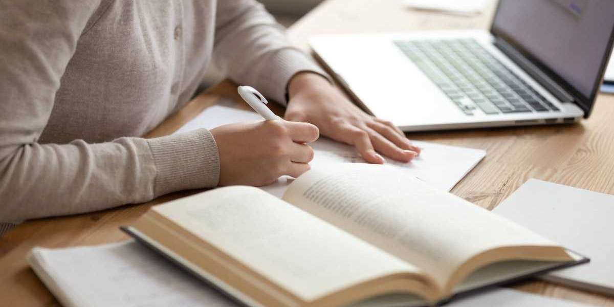 Finding the Best Assignment Writer for Your Academic Success